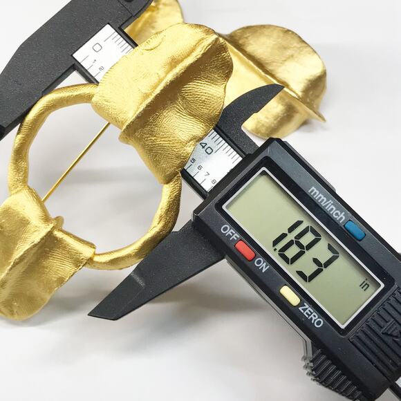 CAROL DAUPLAISE Brooch Earring Oversized Hammered Gold Tone Abstract Modernist - Picture 7 of 11